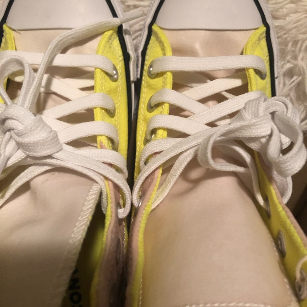 Neon colored converse - Picture 4 of 7